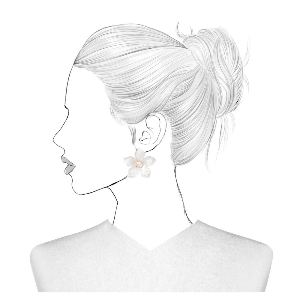 NEW! BaubleBar Flower Earrings